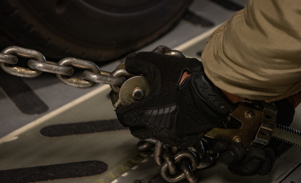 Forward, flexible, ready; 22 MEU prepares at NAAF