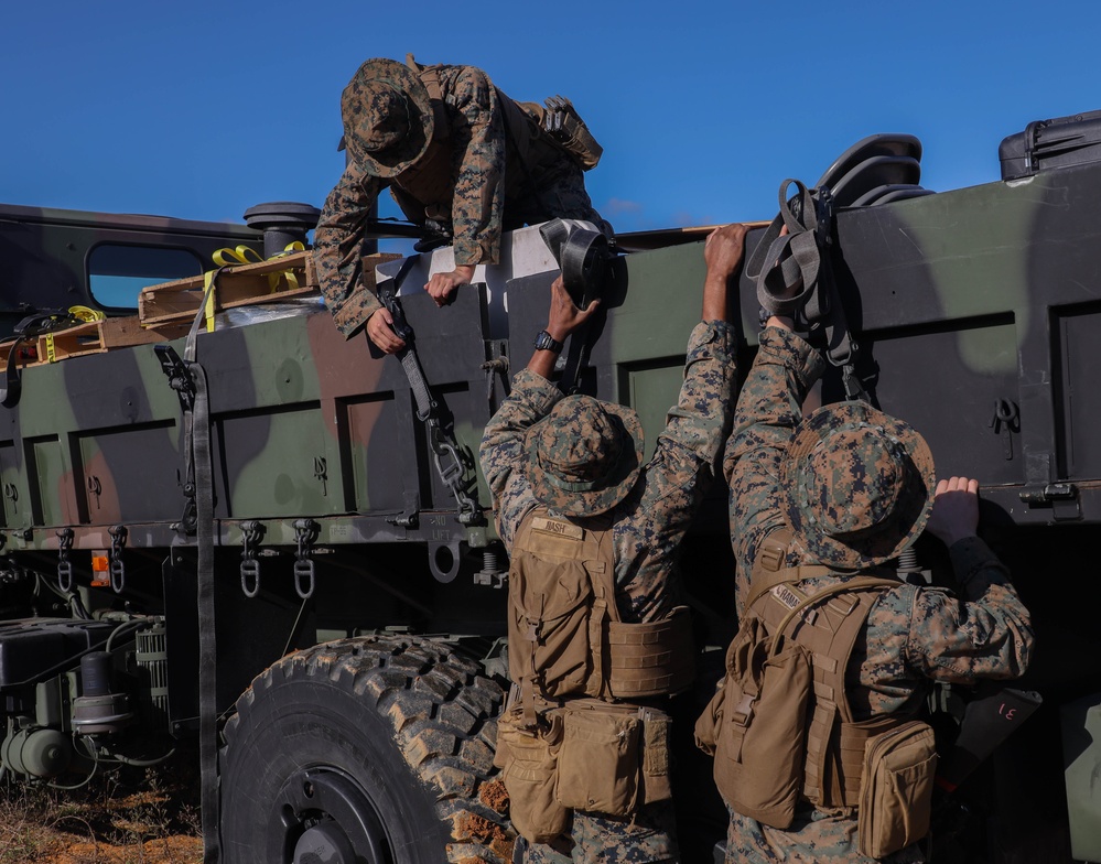 3rd LSB Battalion Field Exercise I: Marines and Sailors conduct engineer support operations