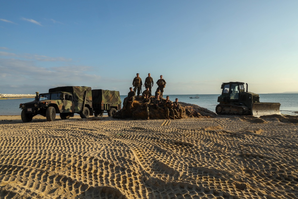 3rd LSB Battalion Field Exercise I: Marines and Sailors blaze trail through treeline