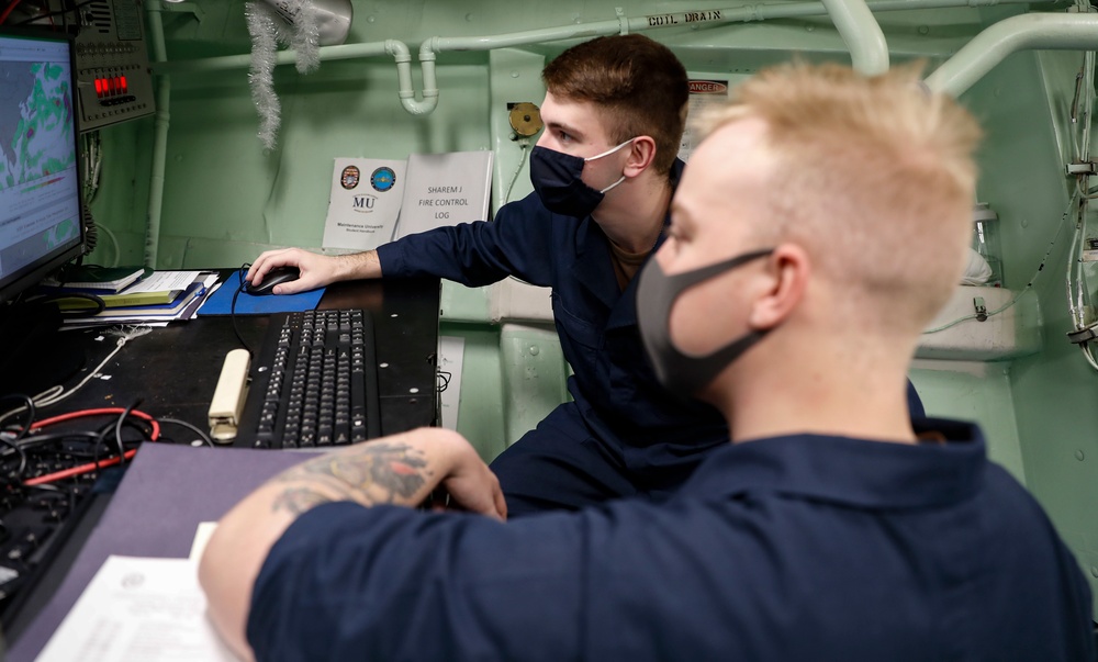 USS Fitzgerald conducts Anti-Submarine Warfare Exercise with Japan