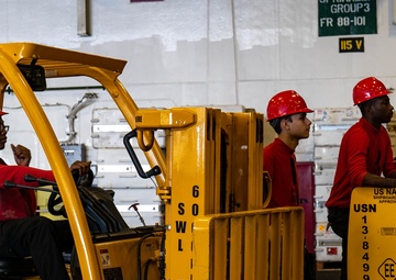 USS Carl Vinson (CVN 70) Conducts Ammo Offload