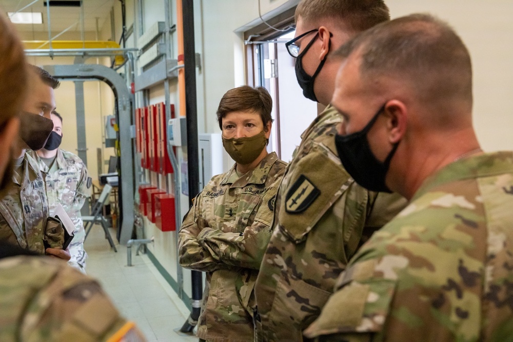 Maj. Gen. Maria Lodi Barrett Visits 1TSB