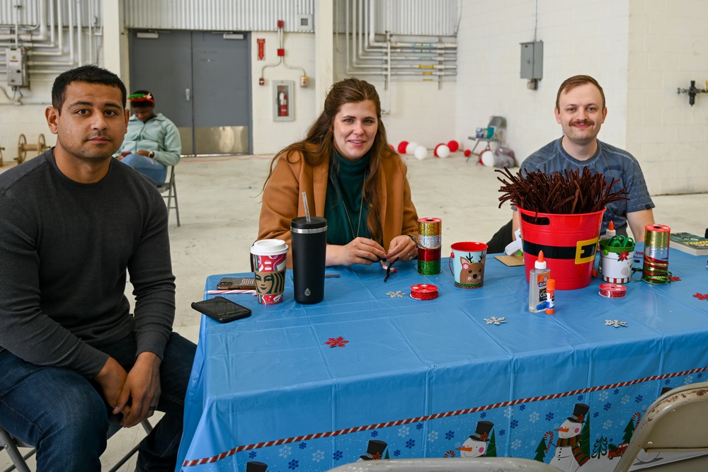 C-130 Delivers Santa to Team Pope