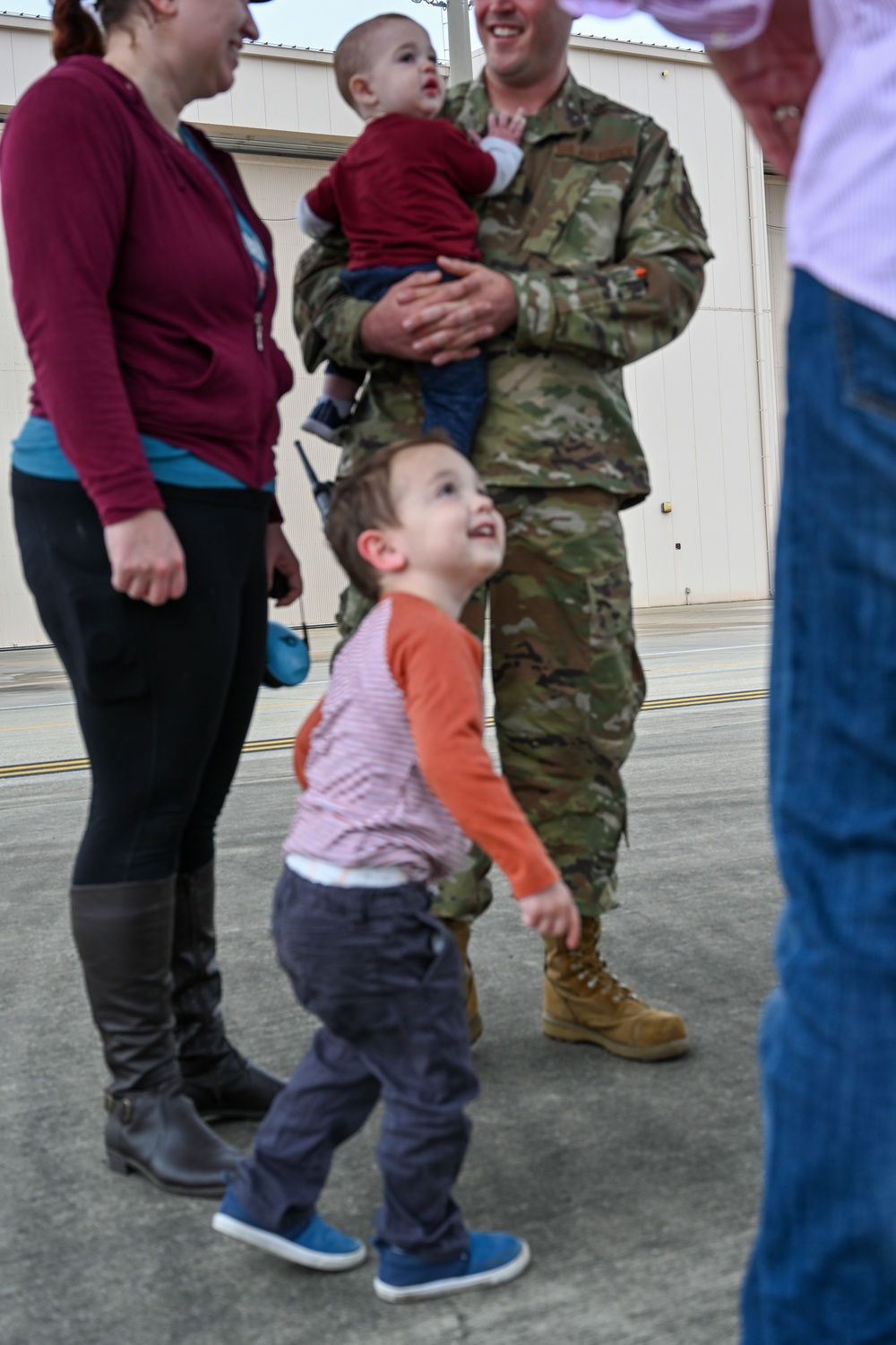 C-130 Delivers Santa to Team Pope