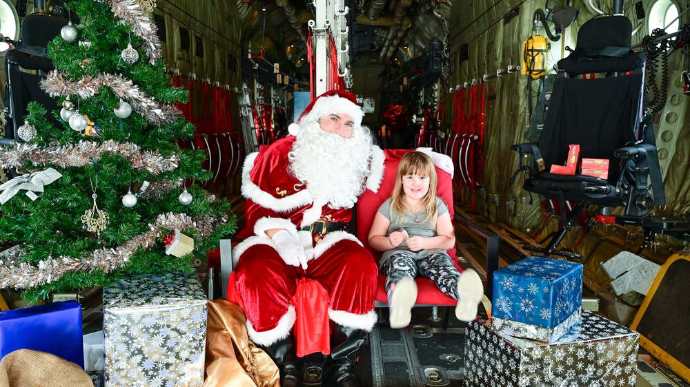 C-130 Delivers Santa to Team Pope