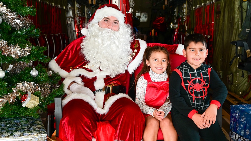 C-130 Delivers Santa to Team Pope