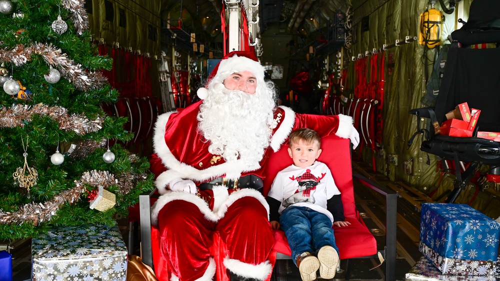 C-130 Delivers Santa to Team Pope