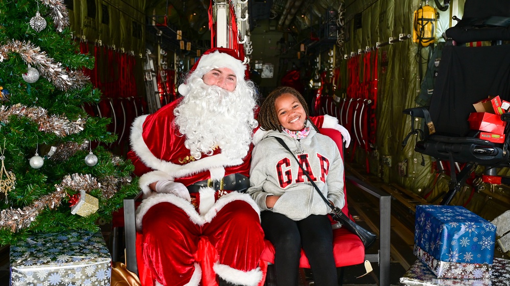 C-130 Delivers Santa to Team Pope