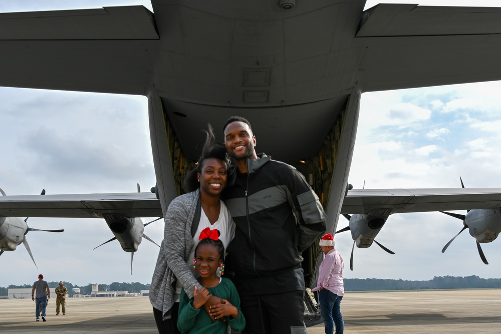 C-130 Delivers Santa to Team Pope