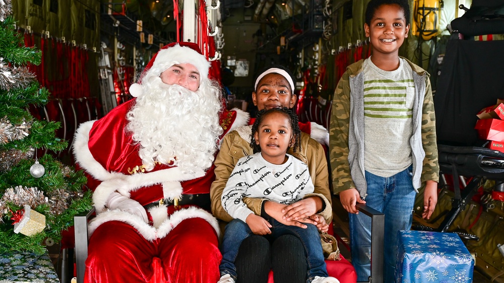 C-130 Delivers Santa to Team Pope