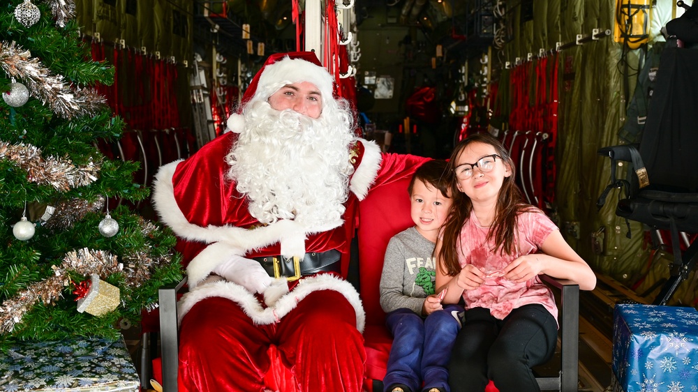 C-130 Delivers Santa to Team Pope