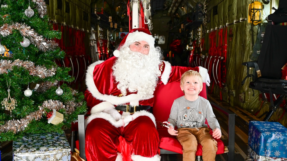 C-130 Delivers Santa to Team Pope