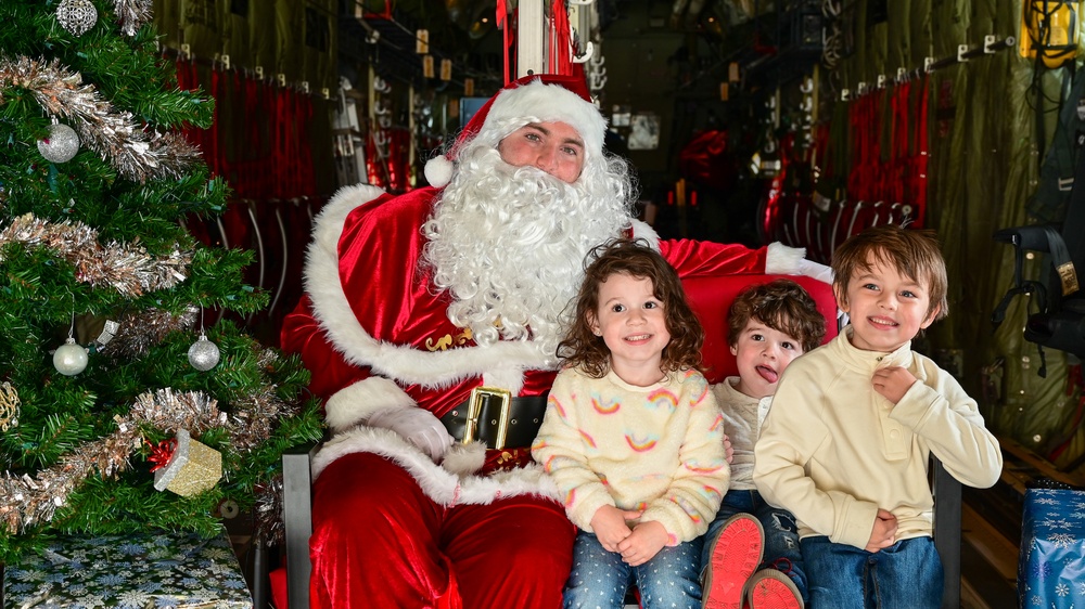 C-130 Delivers Santa to Team Pope