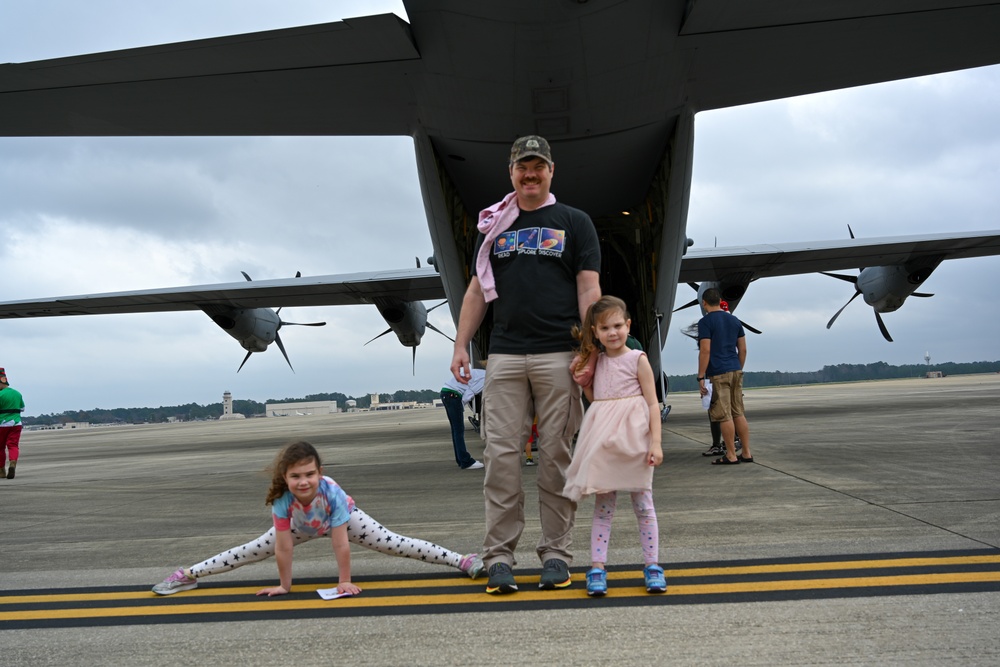 C-130 Delivers Santa to Team Pope