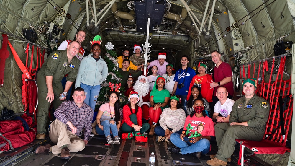 C-130 Delivers Santa to Team Pope