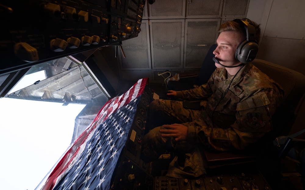 908th EARS refuels US Marines F/A-18 Hornets