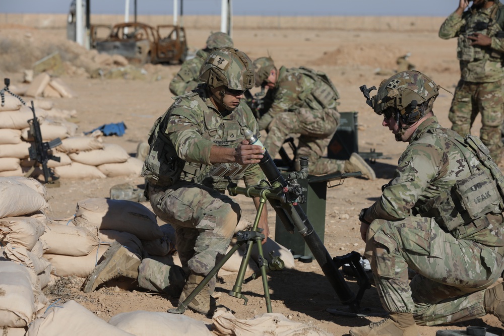 DVIDS - Images - U.S. Soldiers Conduct Mortar and Weapons Exercise at ...