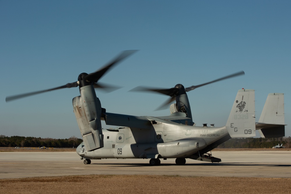 MCAS Beaufort supports Camp Lejeune flight training