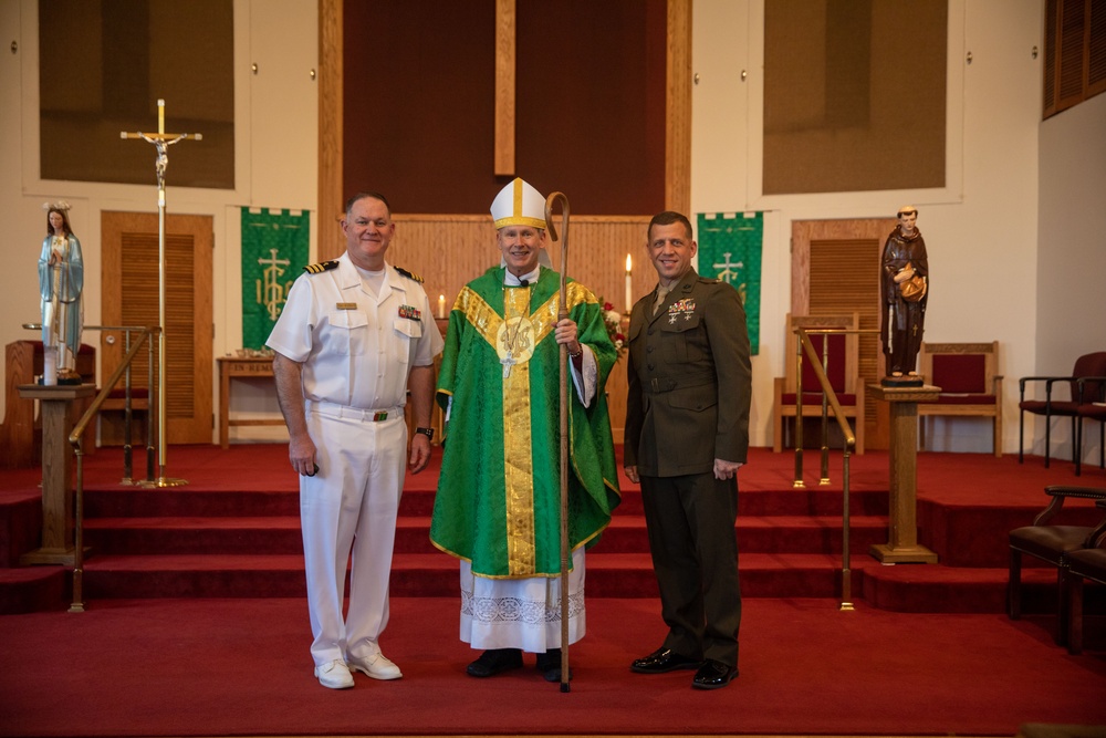 Bishop Spencer visits MCAS Beaufort