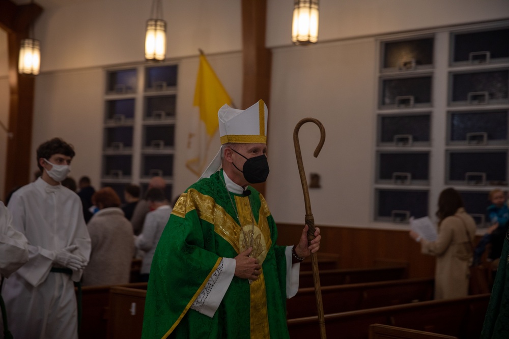 Bishop Spencer visits MCAS Beaufort