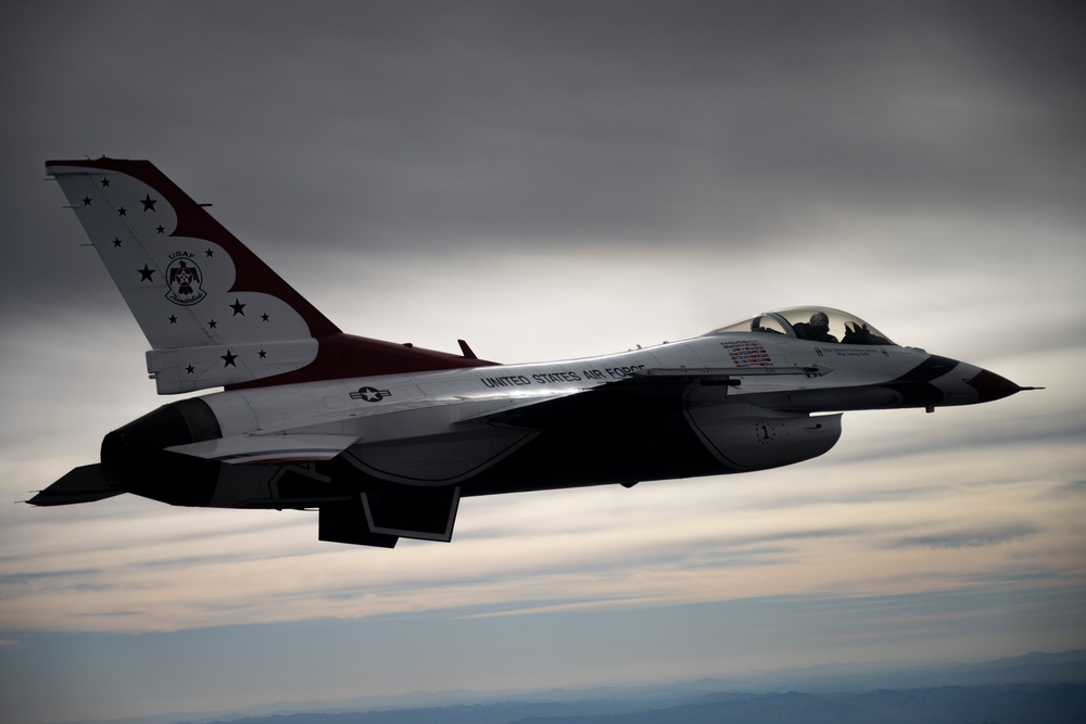 Thunderbirds train over Fort Huachuca