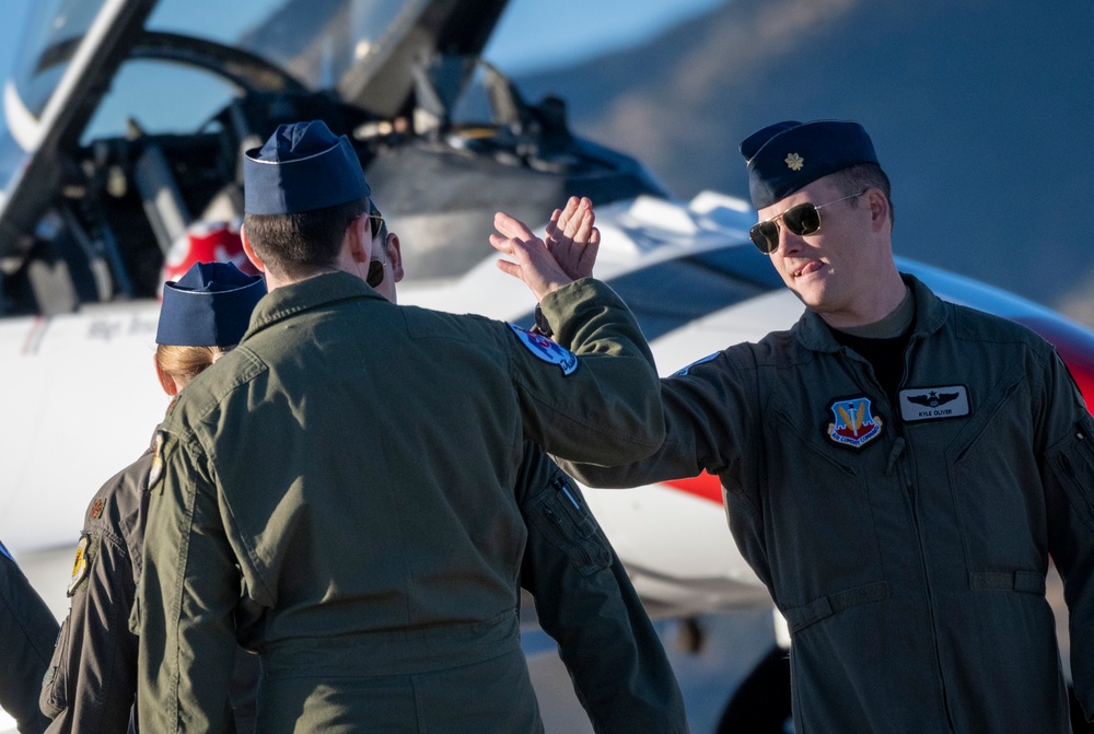 Thunderbirds train over Fort Huachuca