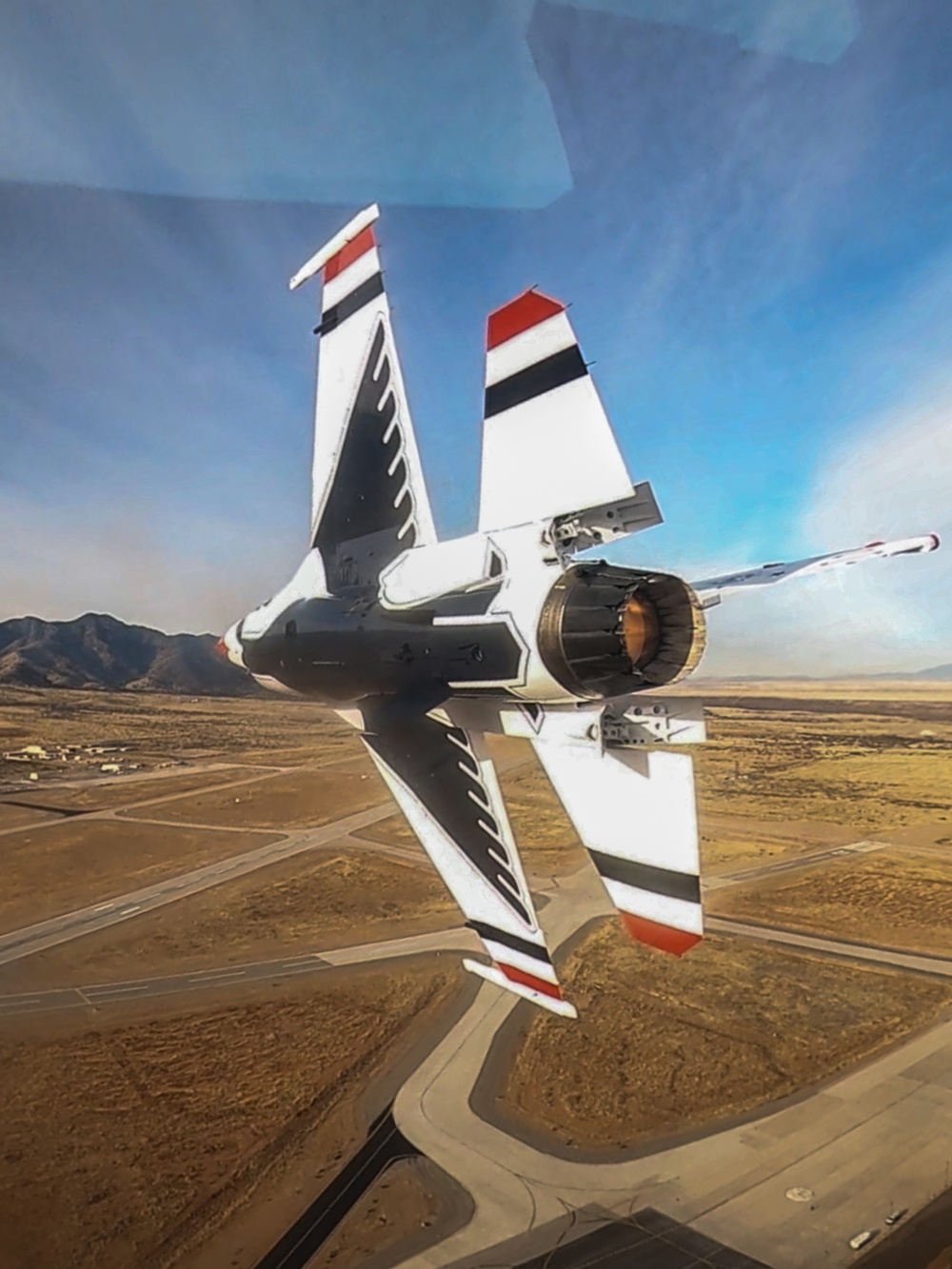 Thunderbirds train over Fort Huachuca