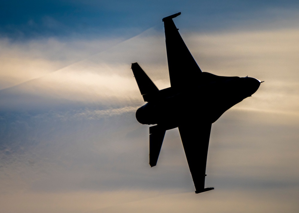 Thunderbirds train over Fort Huachuca