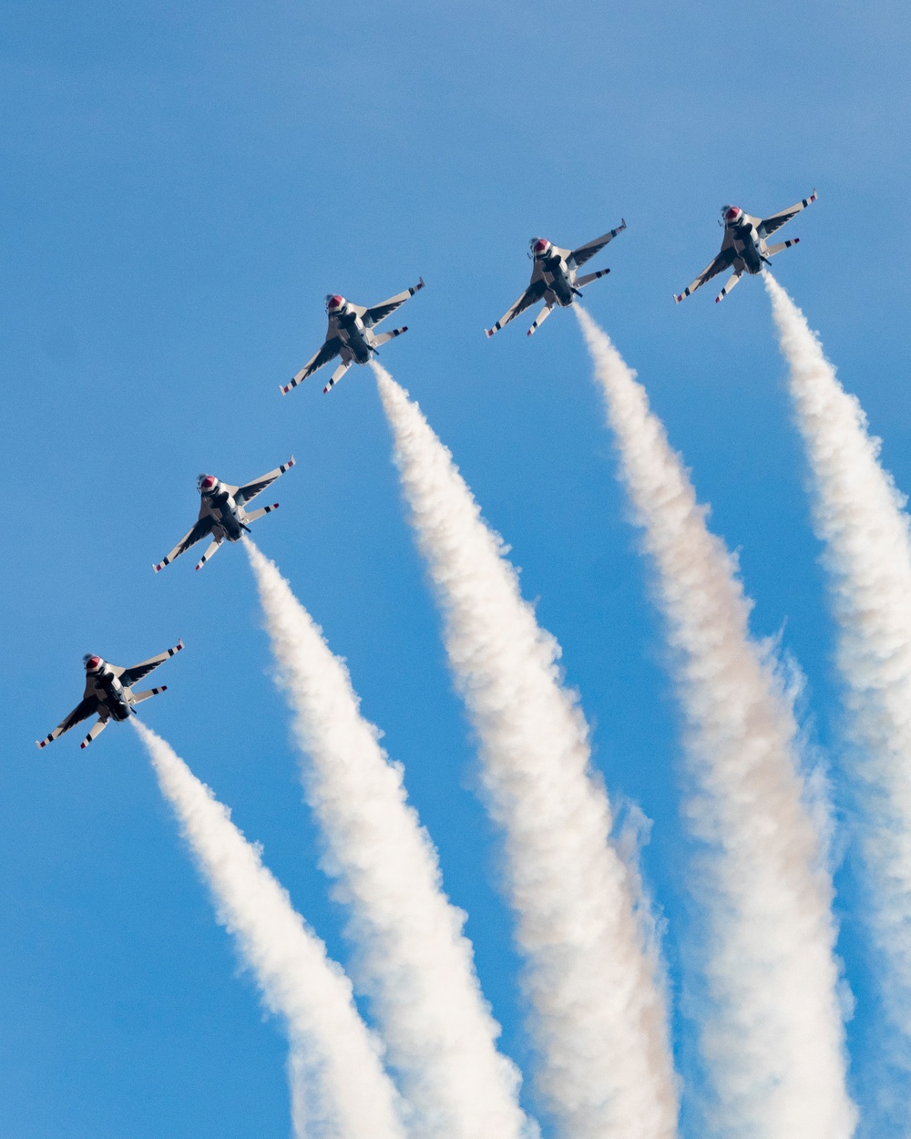 Thunderbirds train over Fort Huachuca