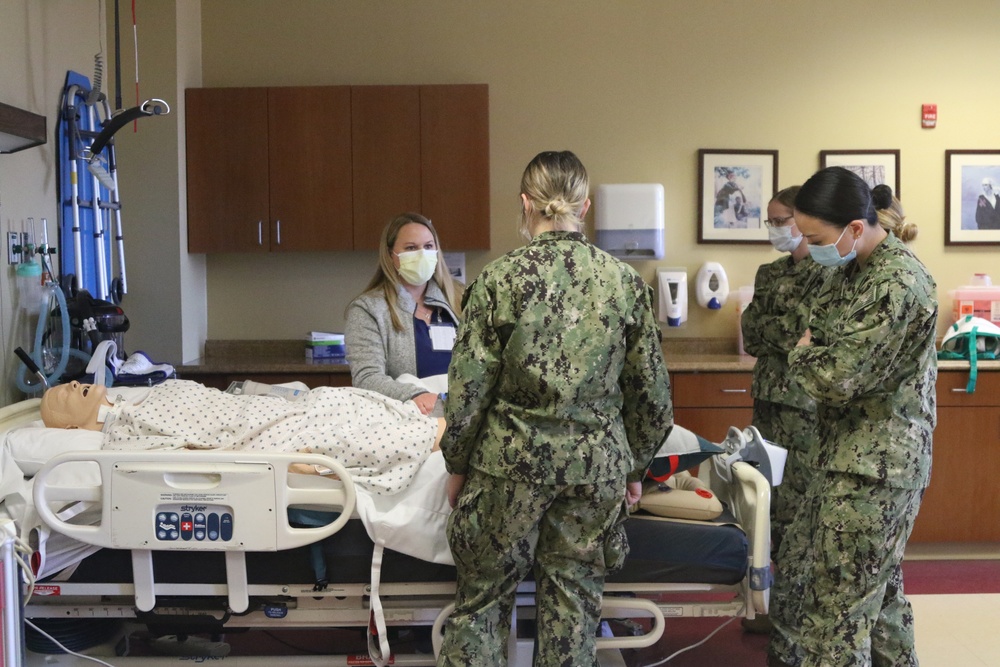 U.S. Navy Medical Team Arrives in St. Louis, Missouri