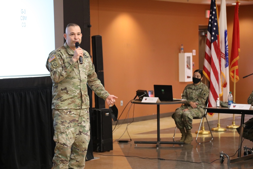 Commanding General Speaks to Downtrace Command Teams