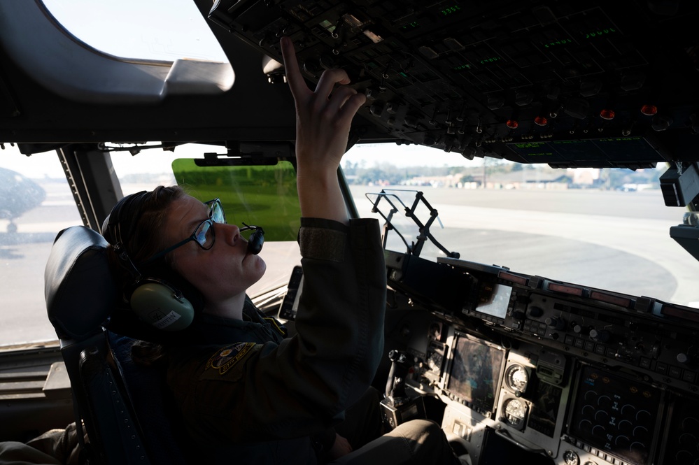 317th Airlift Squadron Conducts Proficiency Sortie