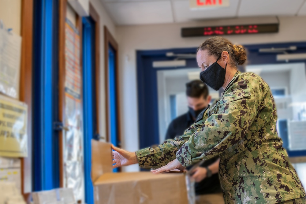 DVIDS - Images - Mail Service on Camp Lemonnier [Image 1 of 3]