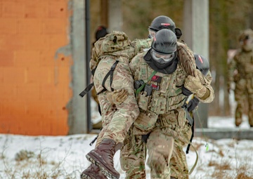 Black Horse Troop conducts urban defense training in Poland