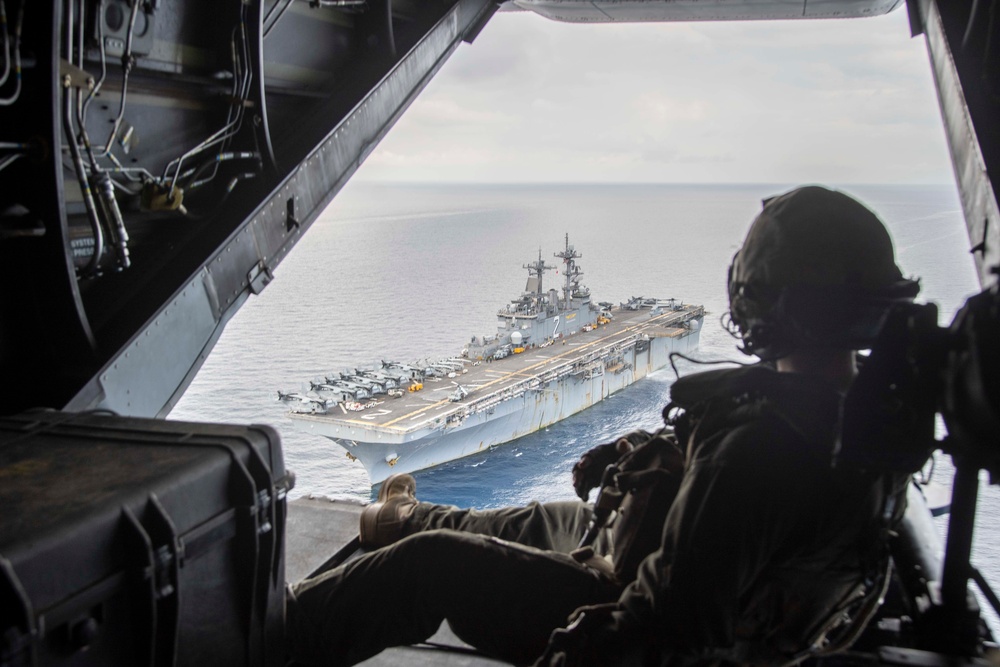 11th MEU host a distinguished visitor event aboard USS Essex (LHD 2) in support of MAREX 22 PH