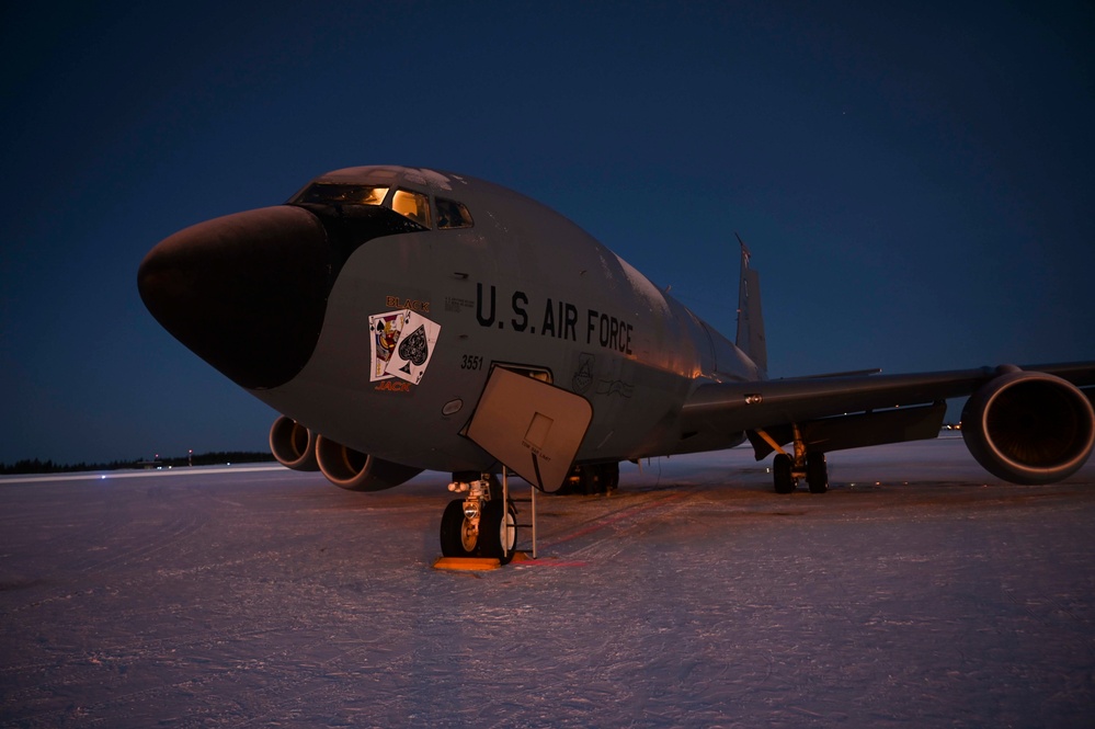 351st ARS, Finnish AF conduct AR mission