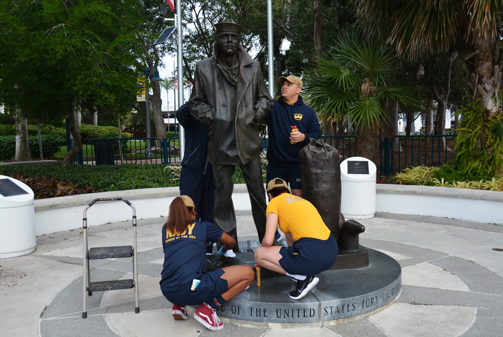 PCU Fort Lauderdale Sailors Clean Lone Sailor Statue