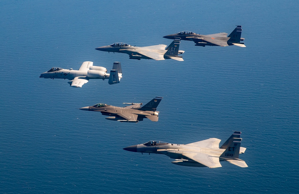 Fourth Generation Fighter Formation