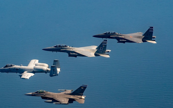 Fourth Generation Fighter Formation
