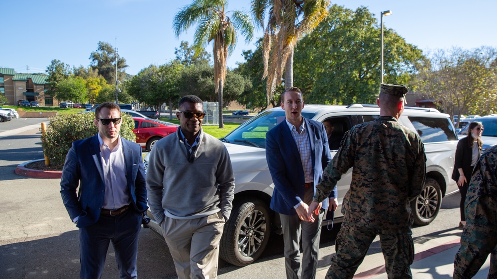 DVIDS - Images - Representatives meet with Col. Root [Image 1 of 2]