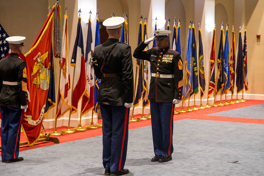 Marine Barracks Washington welcome the new incoming Sergeant Major of MBW