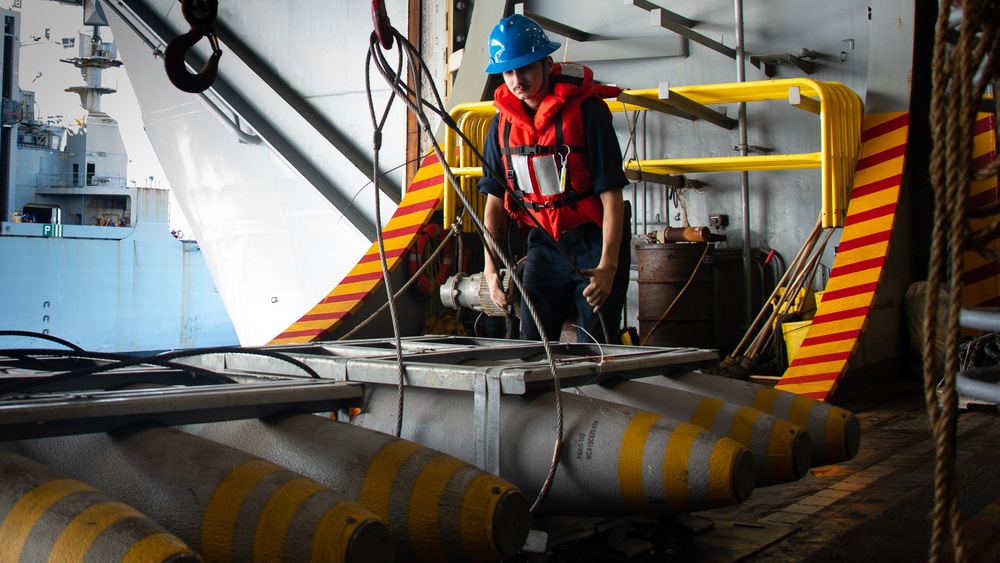 USS Carl Vinson (CN 70) Conducts a Replenishment-at-Sea USS Carl Vinson (CN 70) Conducts a Replenishment-at-Sea