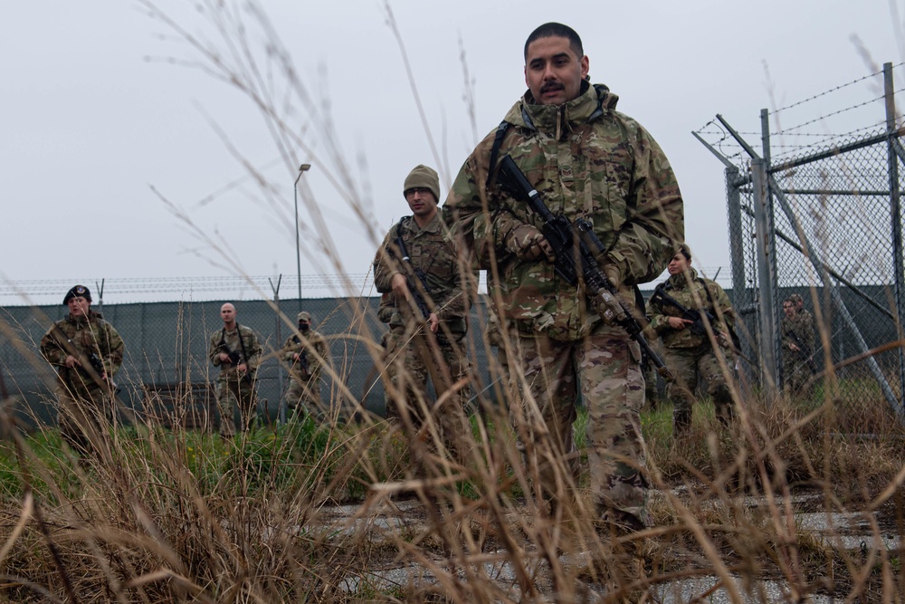 ACE Training: Airmen practice tactical movement skills