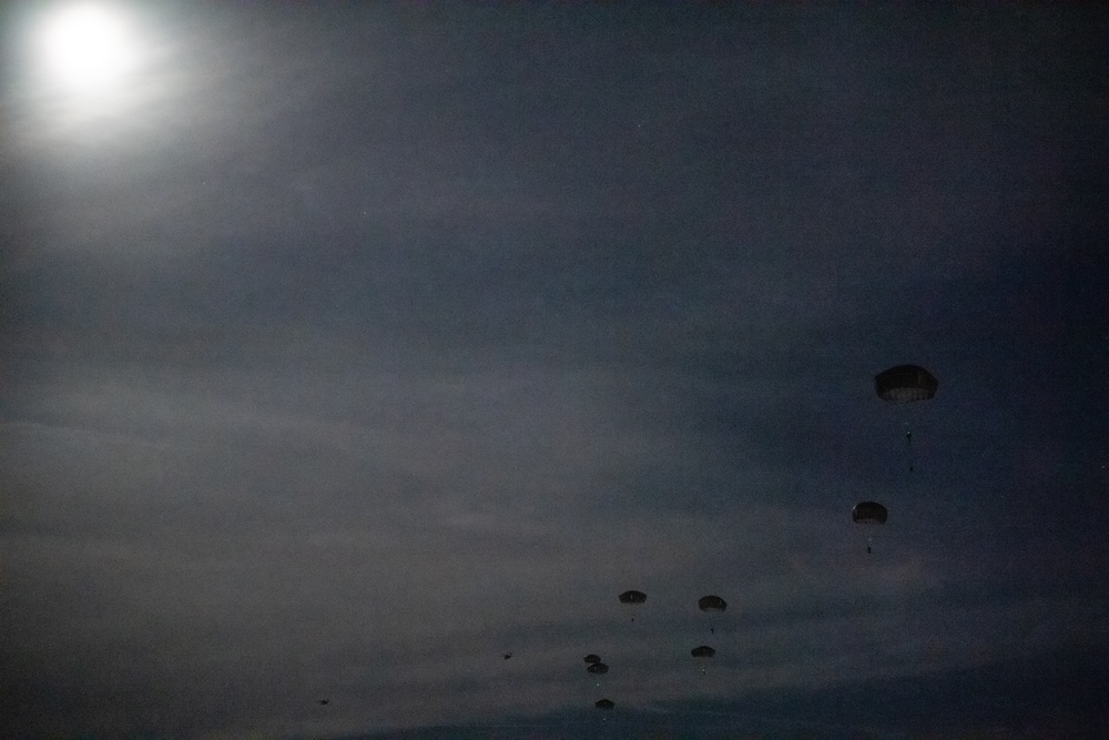 Night Airborne Operation Training