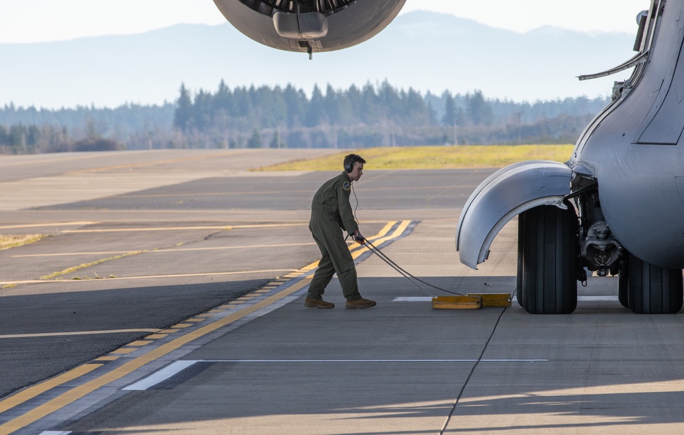 Tigersharks Maintain Expeditionary Deployment Readiness Through Joint Training