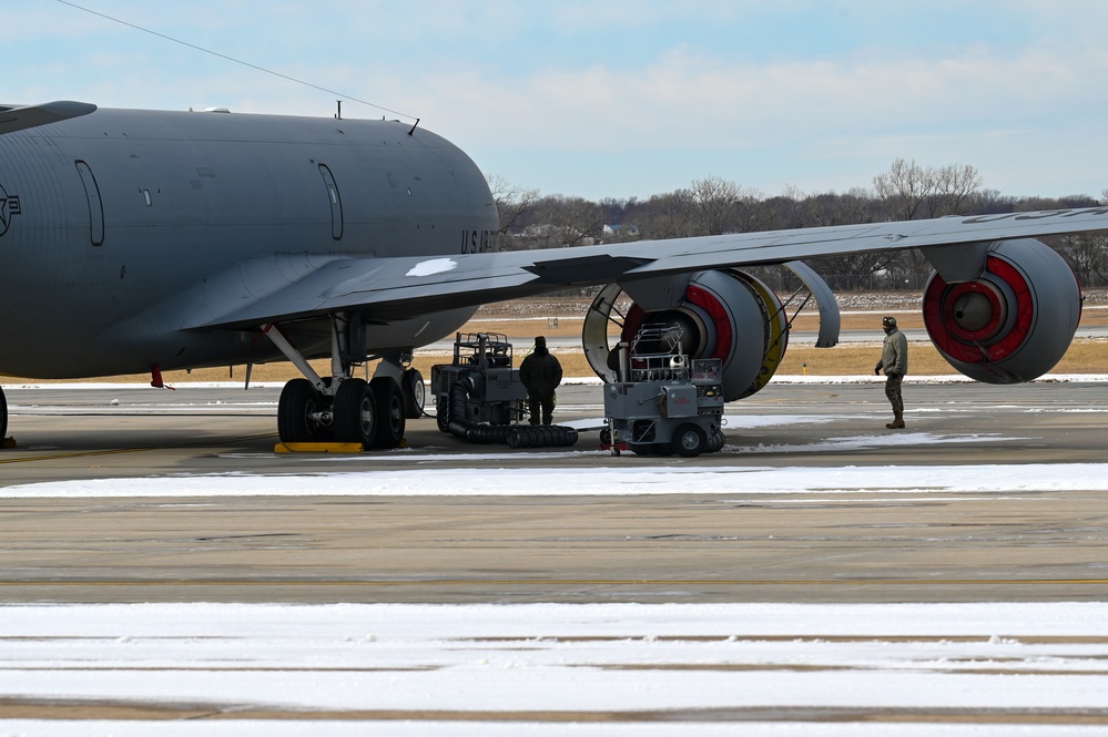 155th ARW maintainers at work