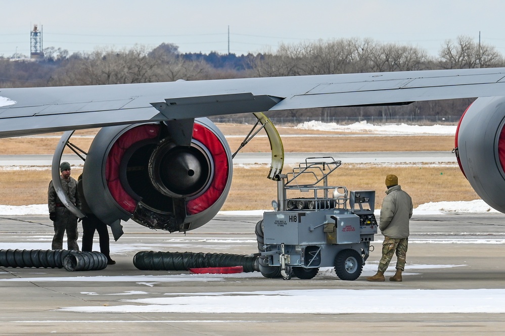 155th ARW maintainers at work