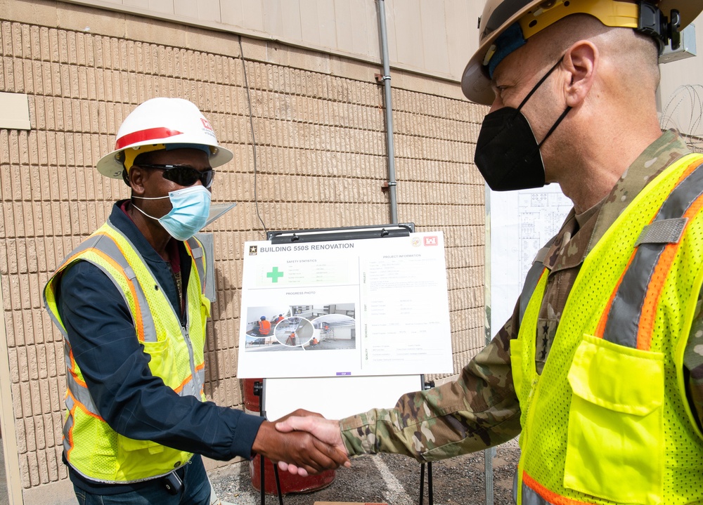 USACE commander views renovation of Building 550