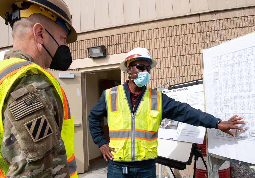 USACE commander views renovation of Building 550