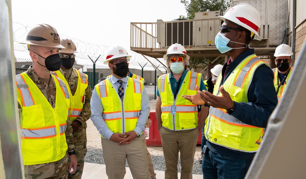 USACE commander views renovation of Building 550